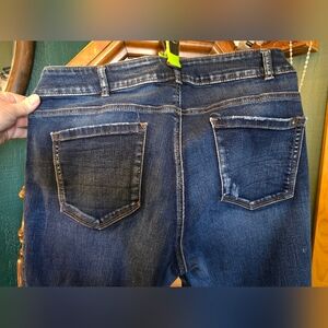 MAKE ME AN OFFER SILVER JEANS WOMENS SIZE 16 REG